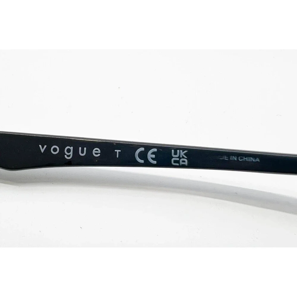 Vogue please message